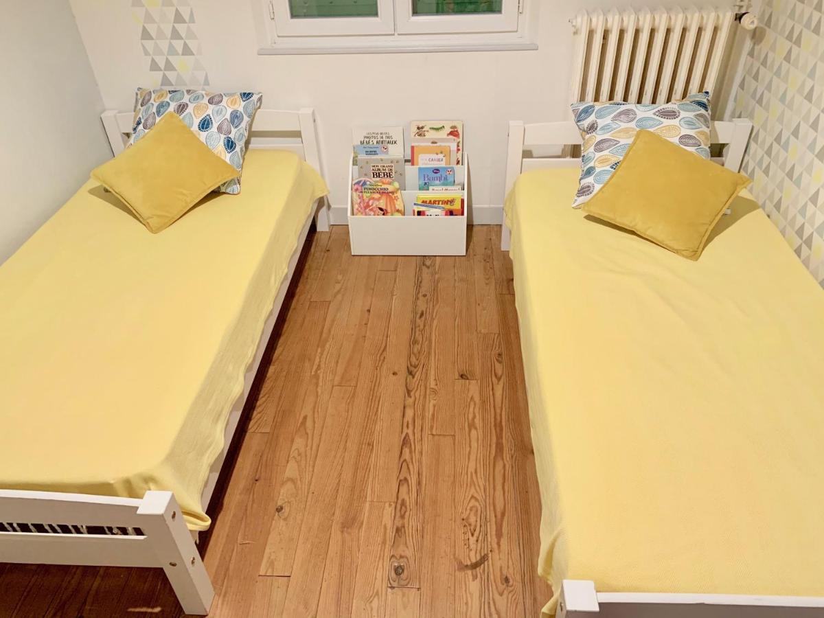 Maison de campagne Chez Trabou et Loulou 20 min de La Rochelle Aigrefeuille-dʼAunis Extérieur photo